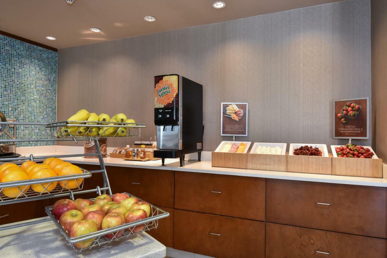 Springhill Suites Columbia Downtown The Vista Bagian luar foto